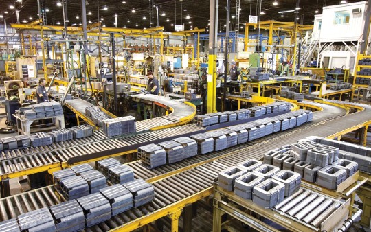 Hệ thống sản xuất tại Việt Nam đang ngày càng phát triển và dần chuyển hướng sang sản xuất thông minh để bắt kịp xu hướng công nghệ 4.0. Hệ thống sản xuất tại Việt Nam đang ngày càng phát triển và dần chuyển hướng sang sản xuất thông minh để bắt kịp xu hướng công nghệ 4.0.