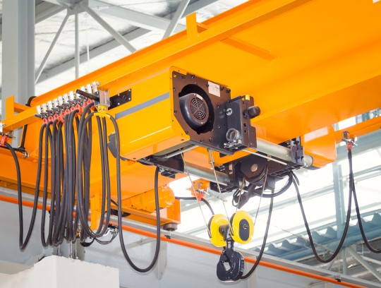 For cranes used in horizontal application, the cables are usually Neoprene NEO-Flat